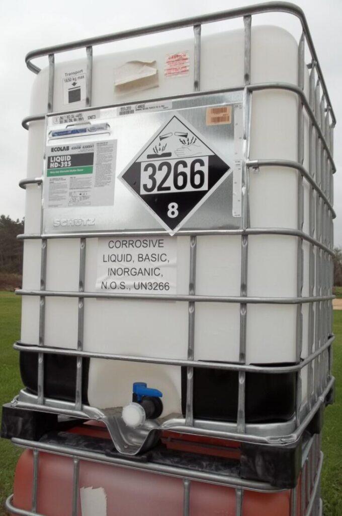 Bulk Packaging for HazMat Explained! Daniels Training Services